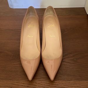 Christian Louboutin beige pumps. Size 39 (US 8.5). 2.75 in heel